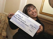 Cristina F win on Deal or No Deal